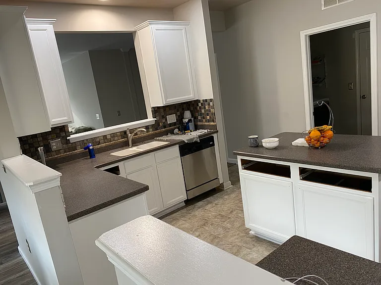 5008 Miller Dr — Photo 6