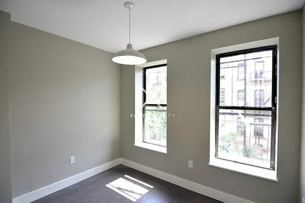 Rented by Yaffa Realty LLC | media 28