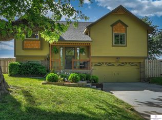 3103 Mirror Cir, Bellevue, NE 68123