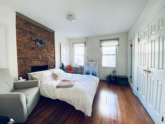 3rd image of 363 Atlantic Ave APT 2