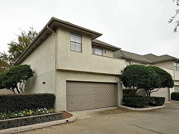 2nd image of 1914 Augusta Dr APT 1