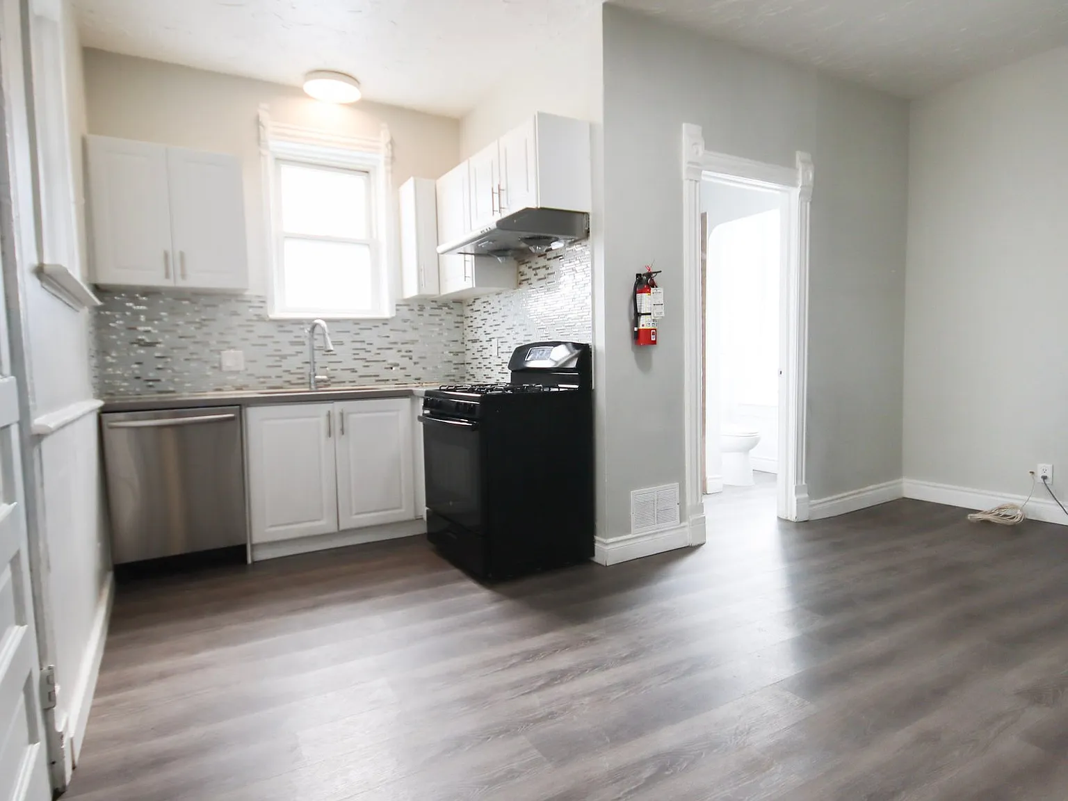 159 Victoria St N Kitchener — Photo 2