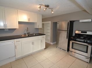 2043 N Avers Ave #L04M, Chicago, IL 60647