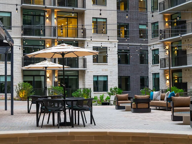 BBQ Grills in Courtyard