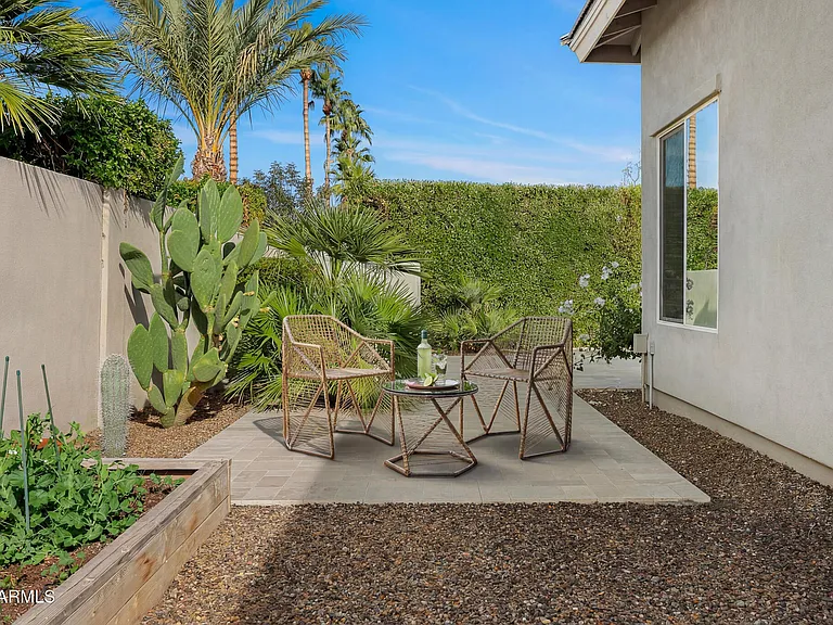 5534 E Alan Ln — Photo 32