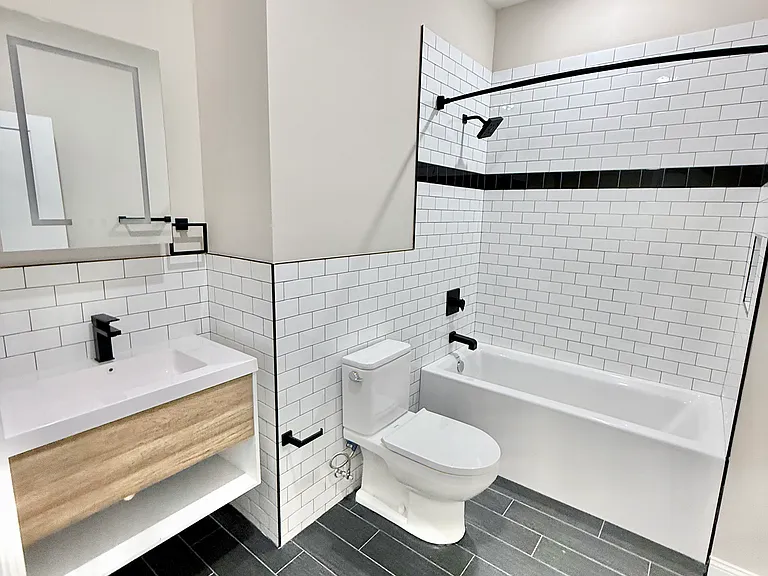 1032 N 48th St #D-1B — Photo 24