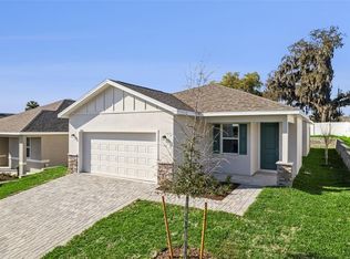 3704 Watercliff Cir, Grand Island, FL 32735