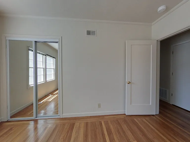 2412 Ellsworth St. — Photo 20