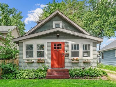 230 17th Ave N, Hopkins, MN, 55343