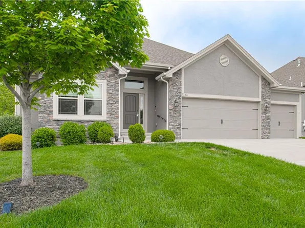 9326 N Ditzler Ave, Kansas City, MO 64157