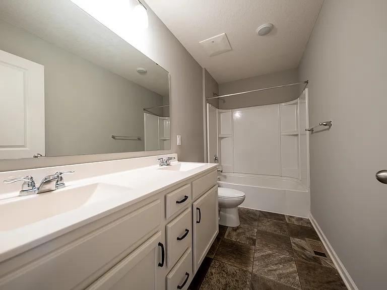 15430 Eagle Creek Way — Photo 23