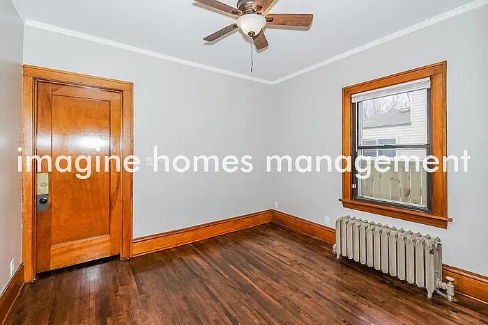 3944 Van Nest Ave — Photo 8