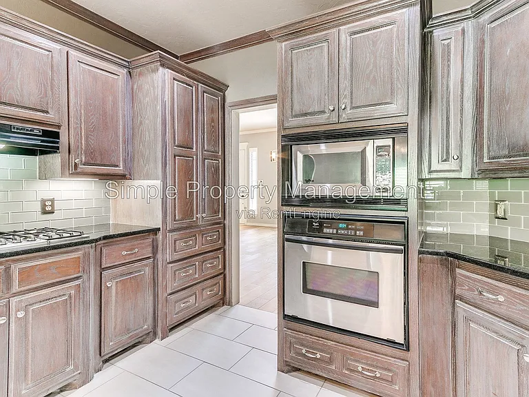 10709 Green Valley Rd — Photo 30