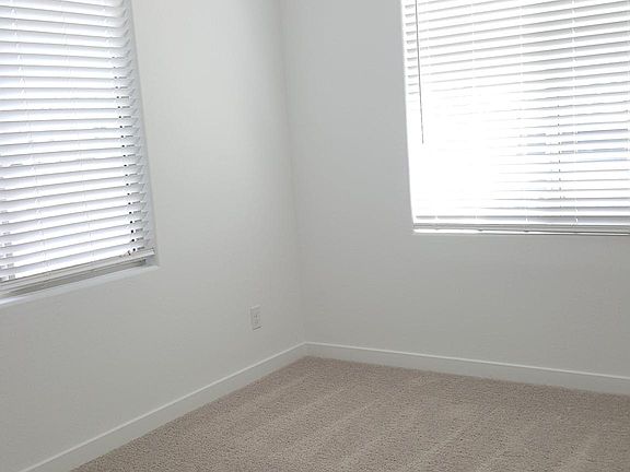 4th image of 16382 Questa Dr