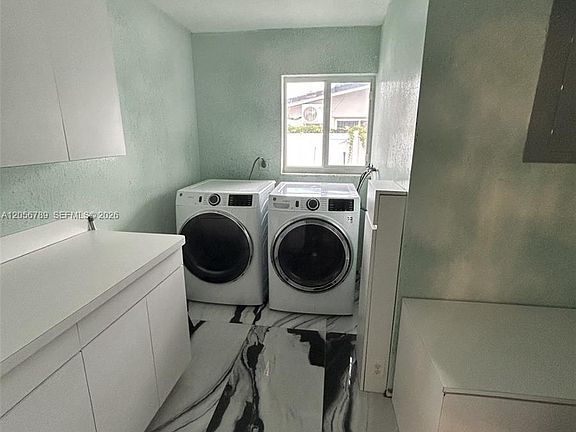 3rd image of 5240 SW 10th Ct