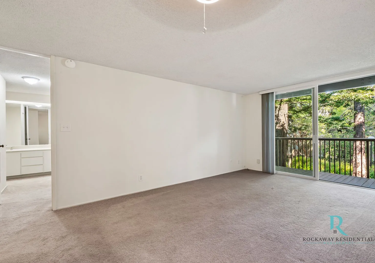 2206 Shelter Creek Ln. — Photo 2