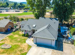 649 Crystal Dr, Eagle Pt, OR 97524