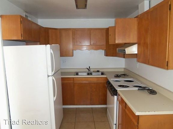 3rd image of 73760 Sunnyslope Dr