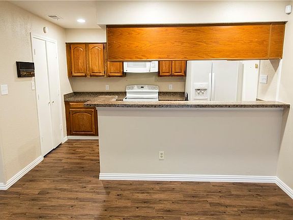 4th image of 9715 Summerwood Cir