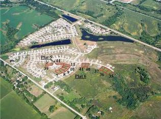 2907 Brockway Dr, Des Moines, IA 50320