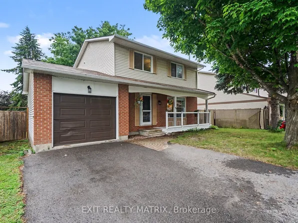 30 Bartley Cres, Ottawa, ON K2J 2J7