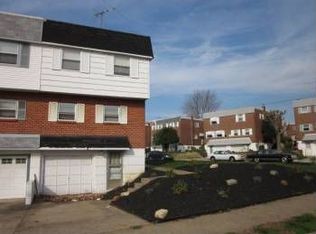 2856 Walnut Hill St, Philadelphia, PA 19152