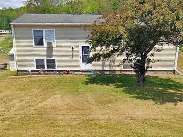 23 Red Wing Ln, Horseheads, NY 14845