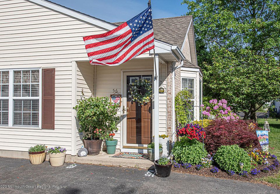 56 Farnworth Close Freehold, NJ, 07728 Apartments for Rent Zillow