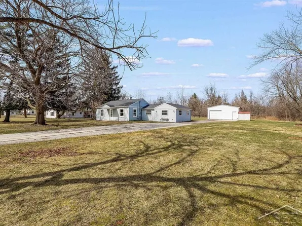 2313 E Stewart Rd, Midland, MI 48640