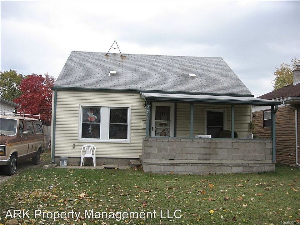 2nd image of 24590 Valley Ave