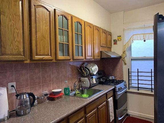5th image of 32-53 81st St Floor 2