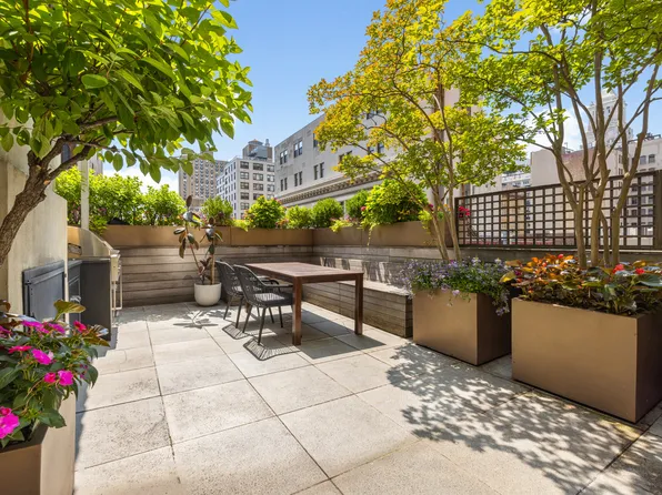 117 East 18th Street PH image 1 of 21