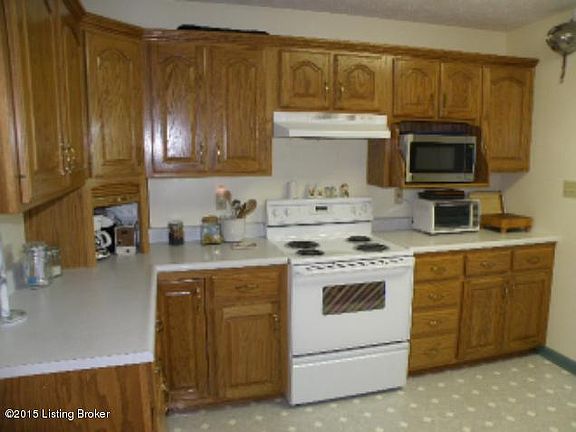 4th image of 91 Sacree Ln