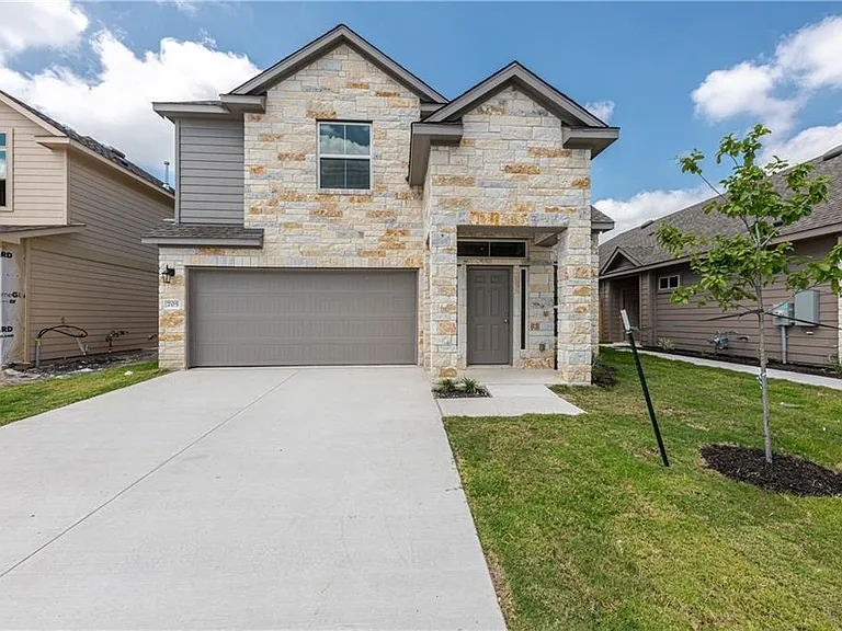 705 Durness Dr — Photo 1