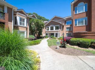 5616 Brooke Ridge Dr, Dunwoody, GA 30338