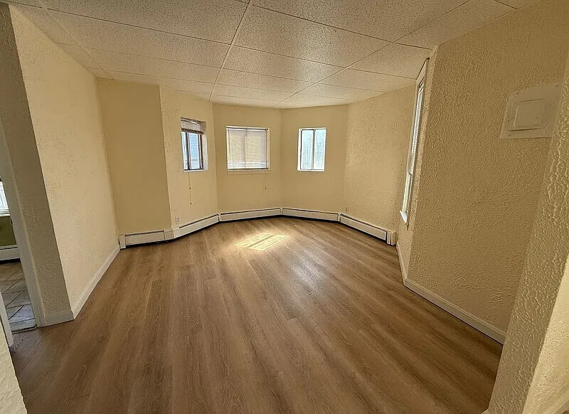 Studio, 1.0 bath, 375 sqft, $1,770 — Photo 3