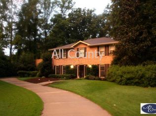 5274 Vernon Springs Trl, Sandy Springs, GA