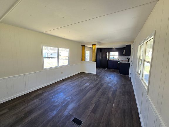 4th image of 1146 E Stateside Dr