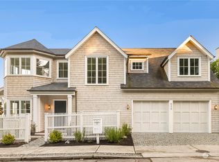 630 Randolph Pl, Seattle, WA 98122