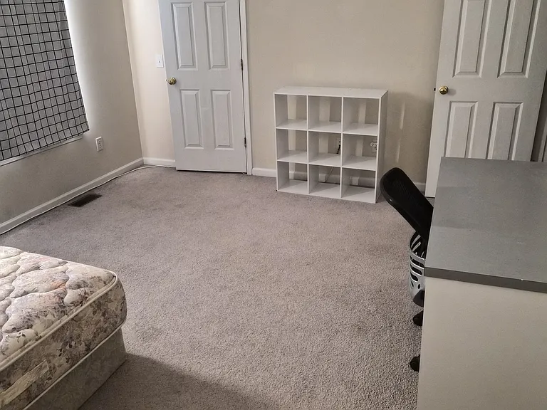 1264 Old Richmond Cir — Photo 2