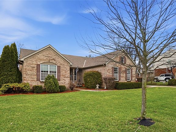 2nd image of 6535 Tree View Dr