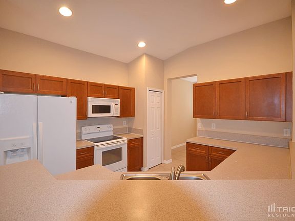 3rd image of 11413 Laurel Brook Ct