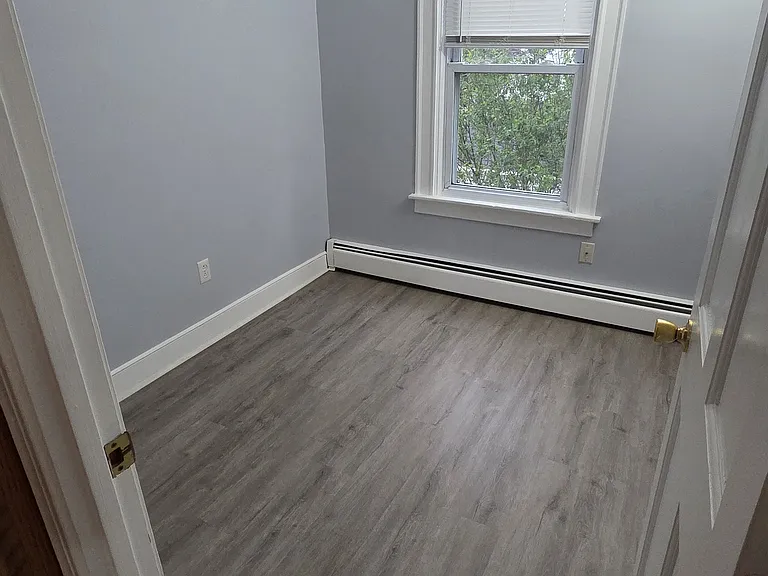 101 Rosemont Ave #2 — Photo 7