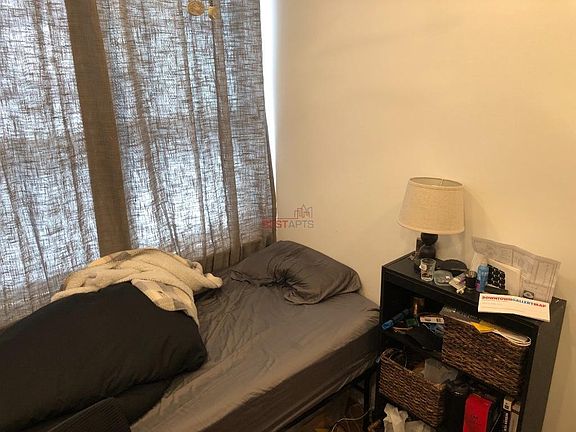 5th image of 113 W 106th St APT 1A