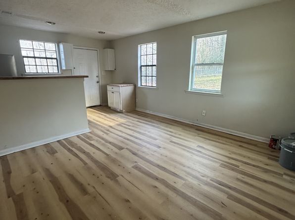 1179 Pinecrest Rd