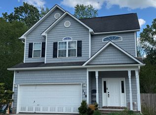 138 Briar Hollow Dr, Jacksonville, NC 28540