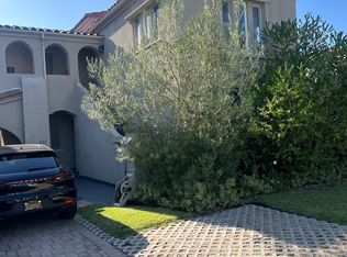 217 S Hamilton Dr, Beverly Hills, CA 90211