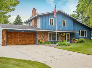 13910 Galway Ct, Apple Valley, MN 55124