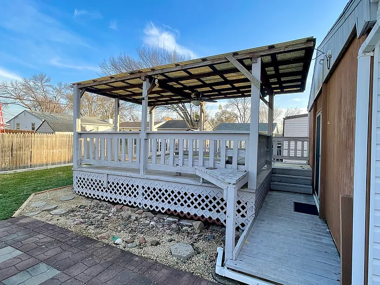 1011 Pine St — Photo 13