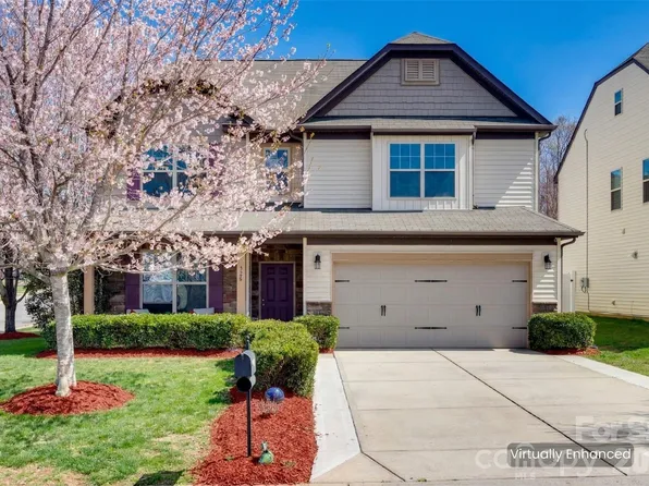526 Danson Dr, Fort Mill, SC 29715